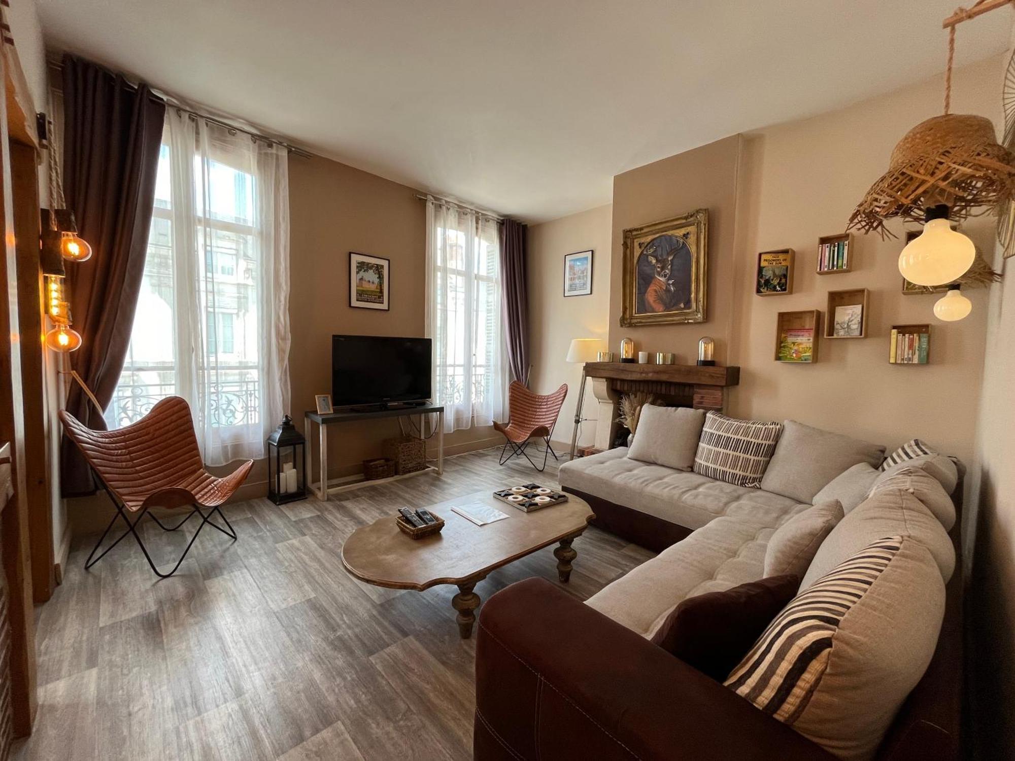 Cote Chateau - Grand Appartement Au Coeur De Blois Exterior foto